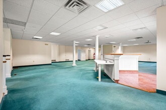 306 Cabot St, Beverly, MA à louer Photo intérieure– Image 2 sur 4