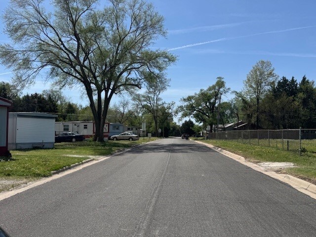 1800 Windsor, Newton, KS à vendre - Photo de l’immeuble – Image 2 sur 8