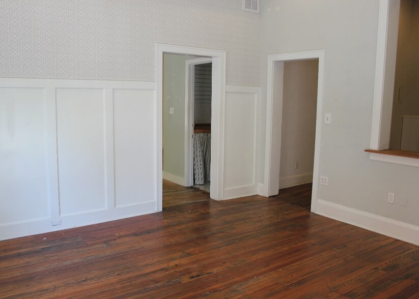 318 Wyndhurst Ave, Baltimore, MD à louer - Photo intérieure – Image 2 sur 6