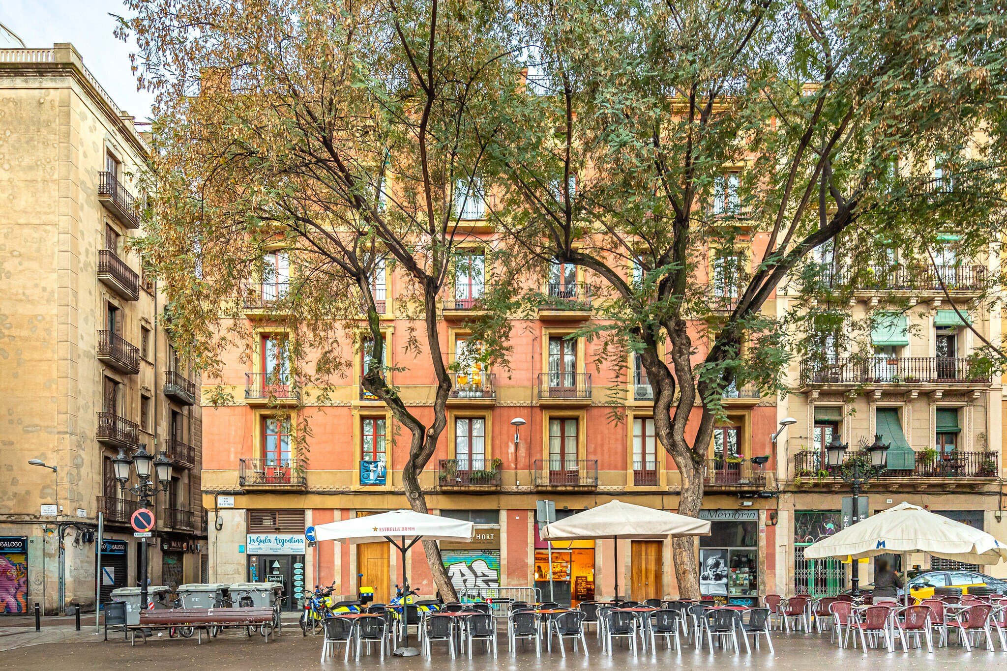 Local commercial dans Barcelone, Barcelona à louer Plan d’étage– Image 1 sur 3