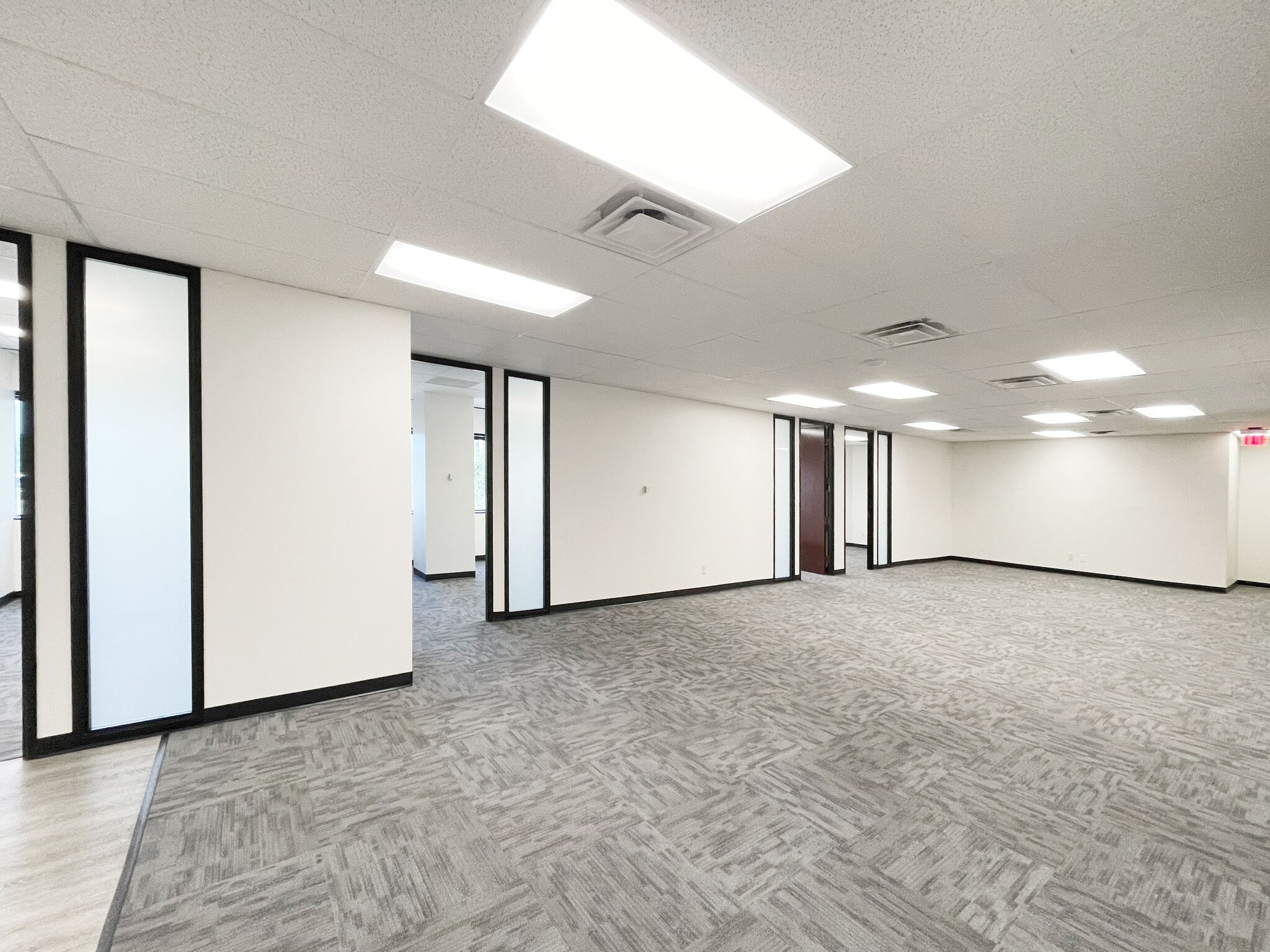 1901 N Central Expy, Richardson, TX à louer Photo intérieure– Image 1 sur 9