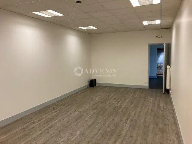 Bureau dans Blois à louer - Photo de l’immeuble – Image 1 sur 4