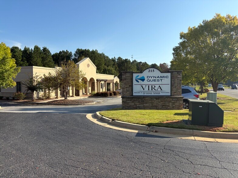 215 Sheraton Blvd, Macon-Bibb, GA à vendre - Photo de l’immeuble – Image 2 sur 19