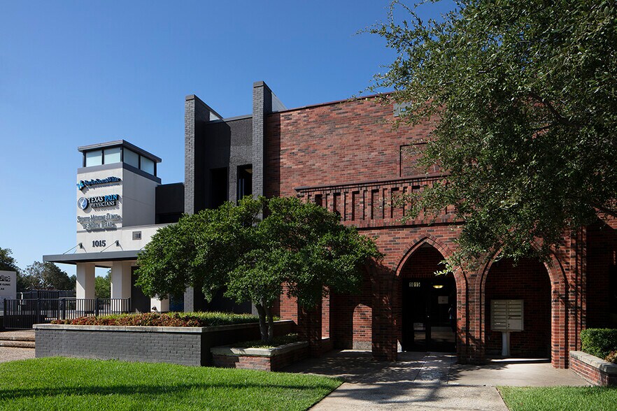 1015 N Carroll Ave, Dallas, TX à louer - Photo de l’immeuble – Image 3 sur 7