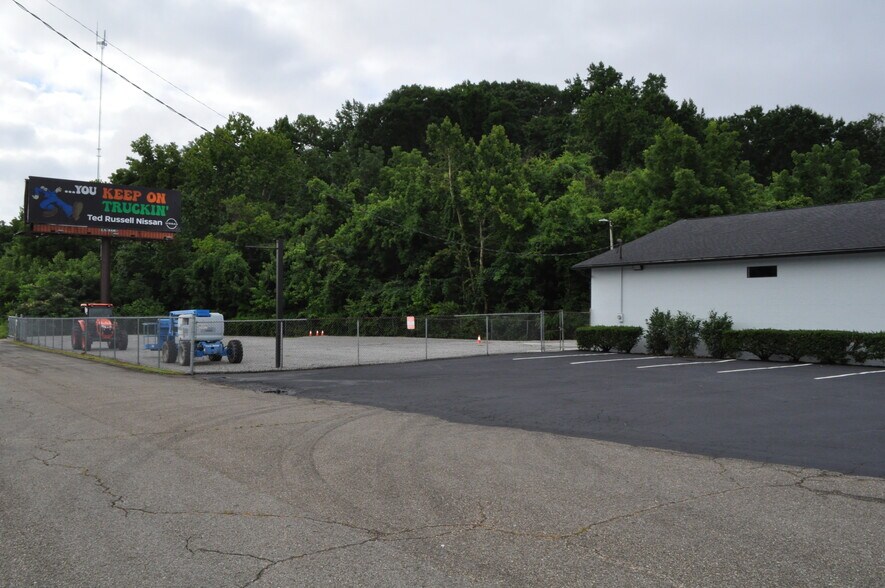 4701 Hubbs Ln, Knoxville, TN à vendre - Photo de l’immeuble – Image 3 sur 33