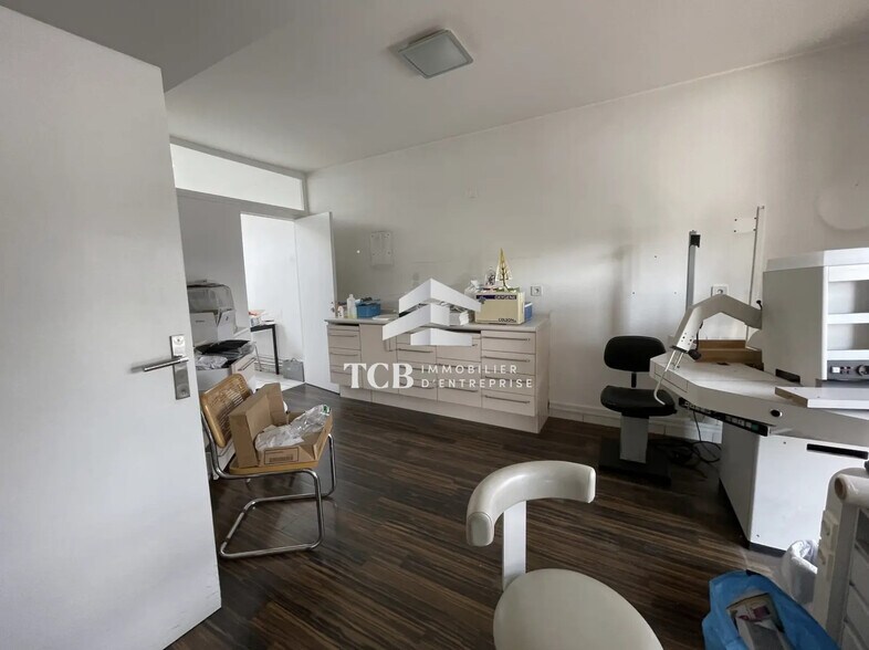 Bureau dans Sainte-Luce-sur-Loire à vendre - Photo de l’immeuble – Image 1 sur 5