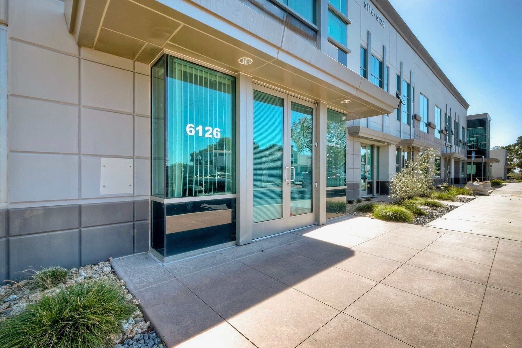 6126 Innovation Way, Carlsbad, CA à vendre Photo principale– Image 1 sur 5