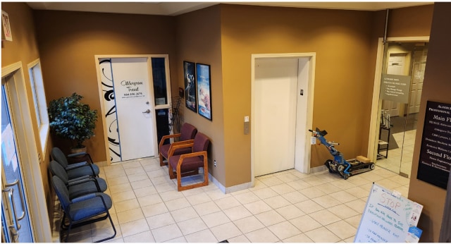 26641 Fraser Hwy, Langley Twp, BC à vendre - Photo intérieure – Image 3 sur 11