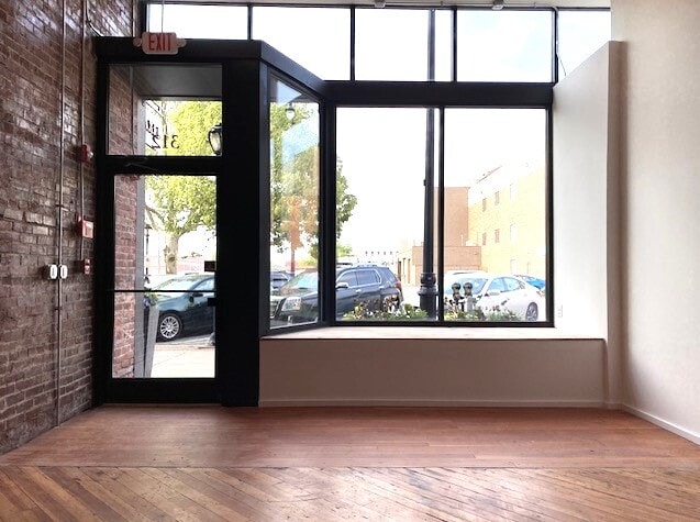 312 E Adams St, Springfield, IL à louer - Photo de l’immeuble – Image 2 sur 4