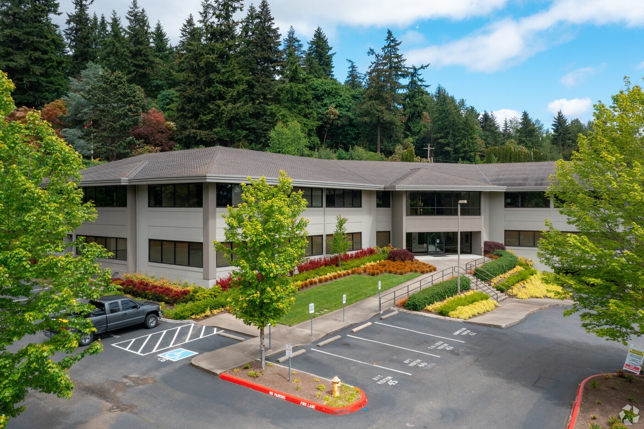 11980 NE 24th St, Bellevue, WA à louer Photo principale– Image 1 sur 6