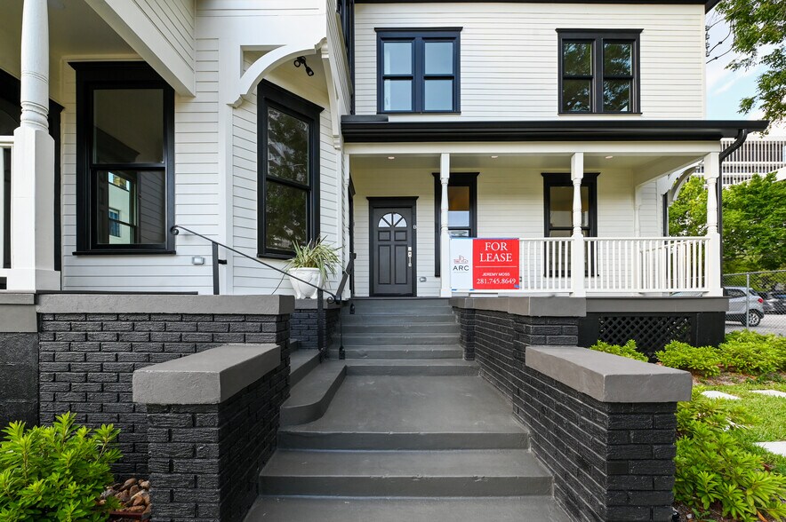 811 Stuart St, Houston, TX à louer - Photo de l’immeuble – Image 3 sur 22