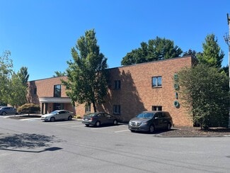 Plus de détails pour 5010 E Trindle Rd, Mechanicsburg, PA - Bureau à vendre