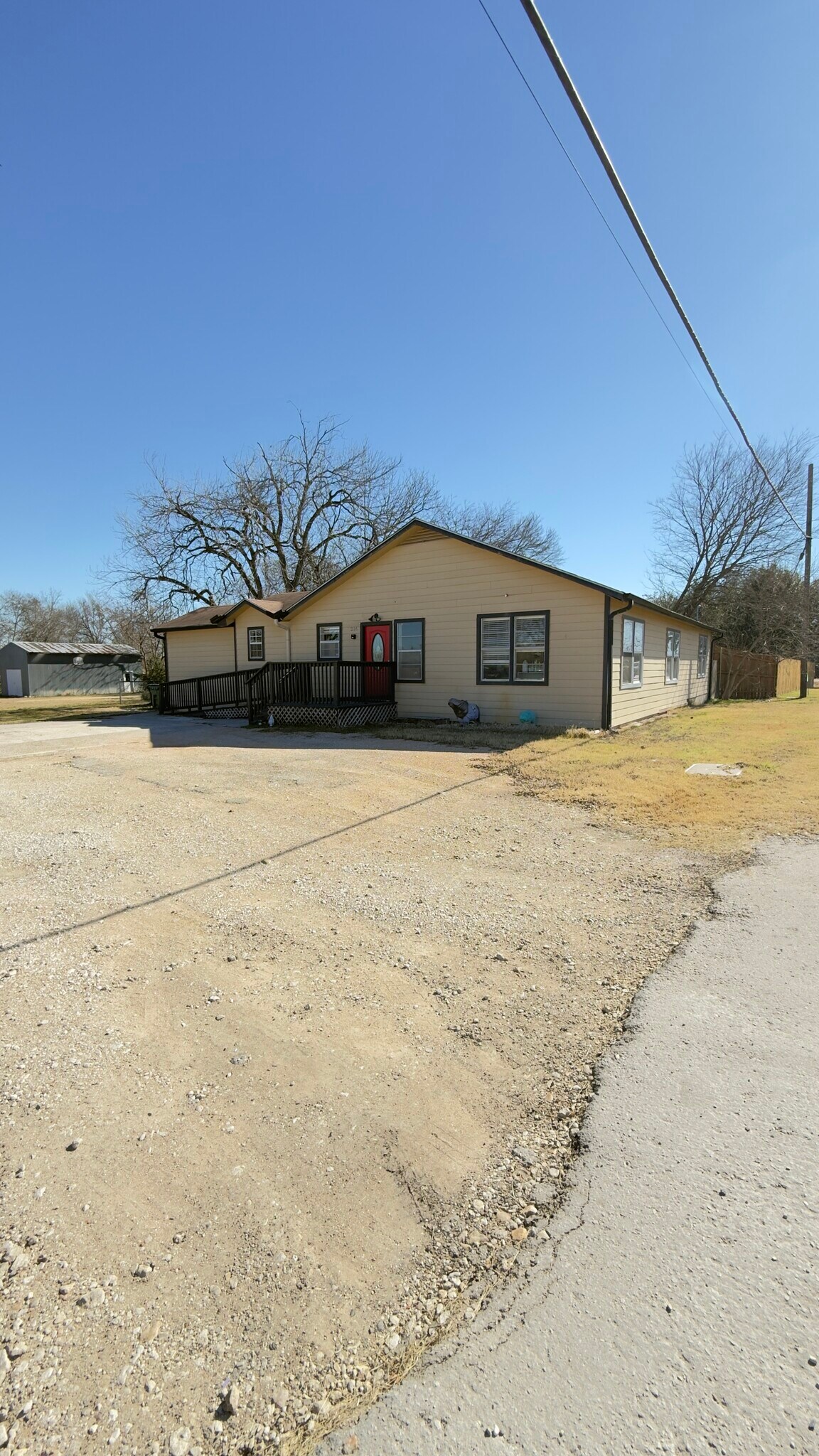 216 S FM 1660, Hutto, TX à louer Photo de l’immeuble– Image 1 sur 22