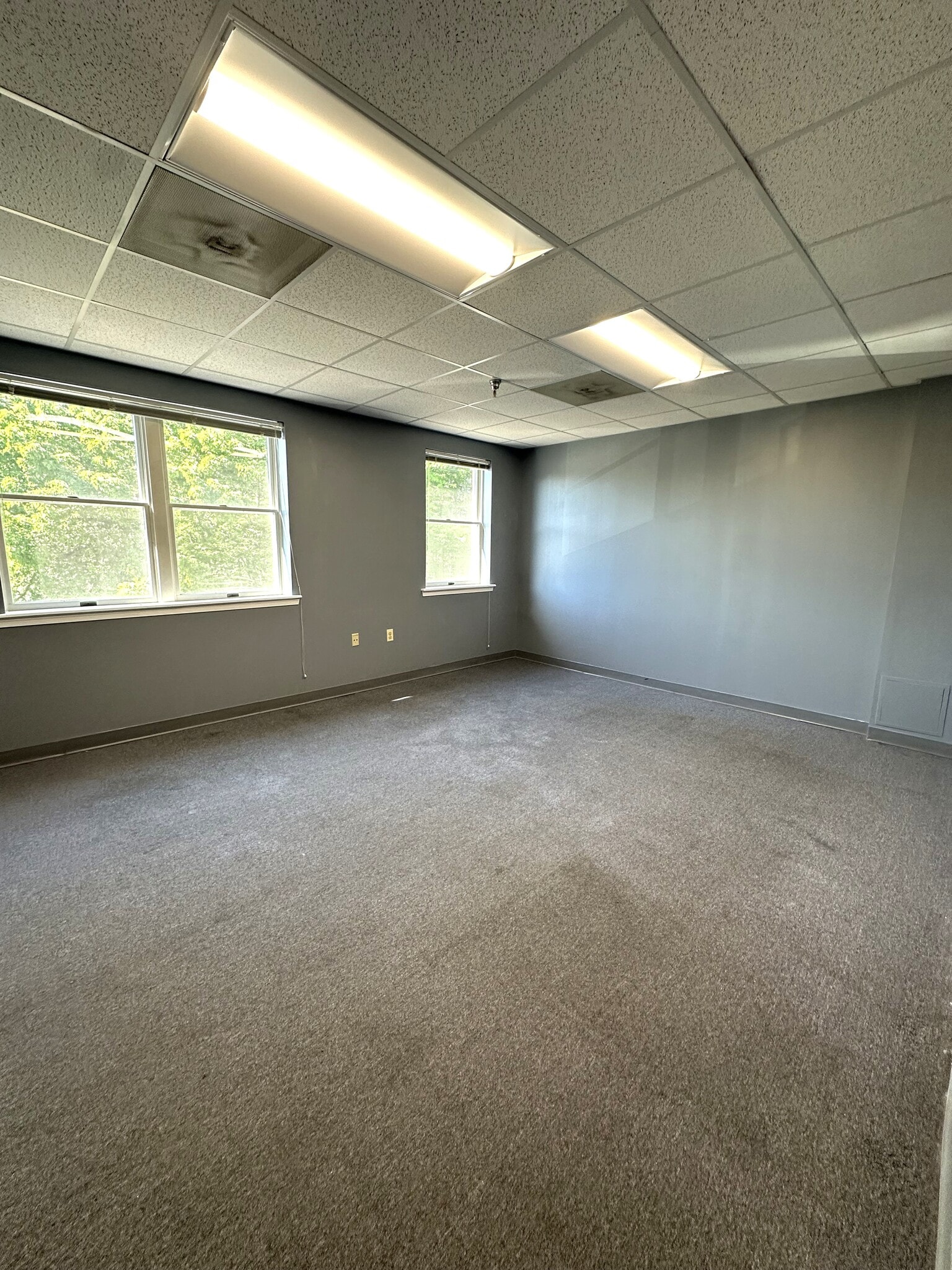 9375 Chesapeake St, La Plata, MD à louer Photo de l’immeuble– Image 1 sur 12