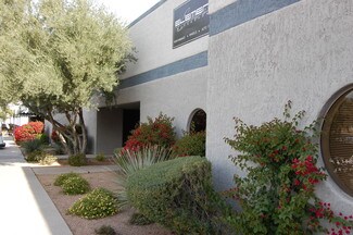 Plus de détails pour 1741-1749 S Holbrook Ln, Tempe, AZ - Industriel/Logistique à louer