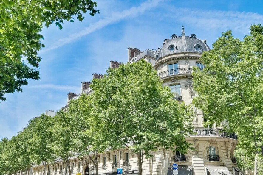 134 Boulevard Haussmann, Paris à louer - Photo de l’immeuble – Image 3 sur 14