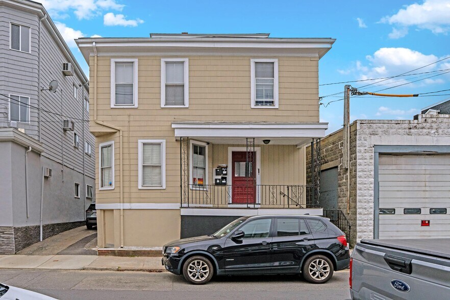 54 Bonair St, Somerville, MA à vendre - Photo de l’immeuble – Image 3 sur 12