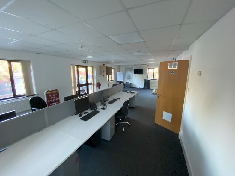 Chapel Road, Smallfield à vendre - Photo intérieure – Image 3 sur 6