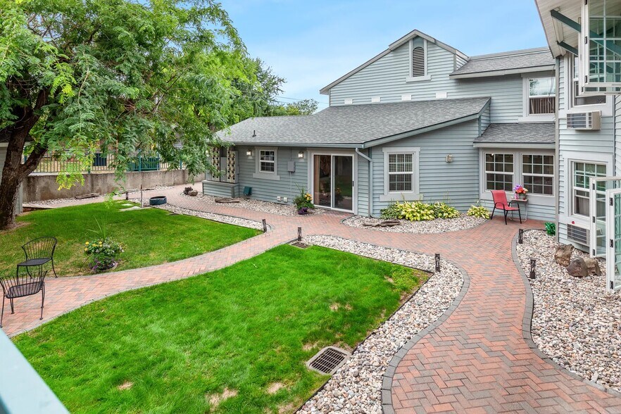 530 W Harrison Ave, Coeur d'Alene, ID à vendre - Photo de l’immeuble – Image 2 sur 9