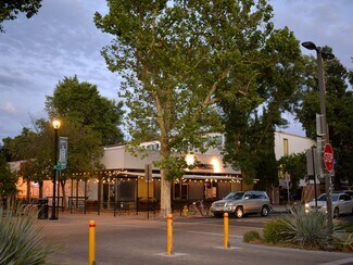 Plus de détails pour 230 A St, Davis, CA - Logement à vendre