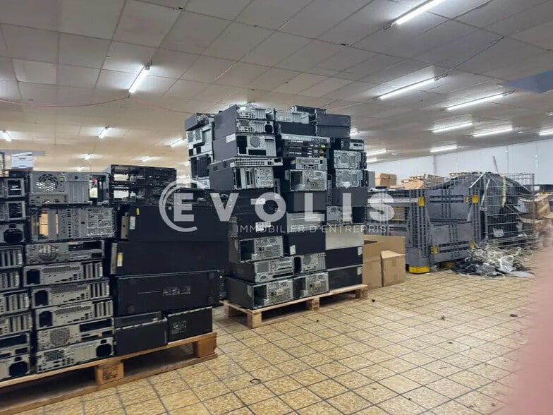 Local commercial dans Corbie à louer - Photo intérieure – Image 3 sur 4