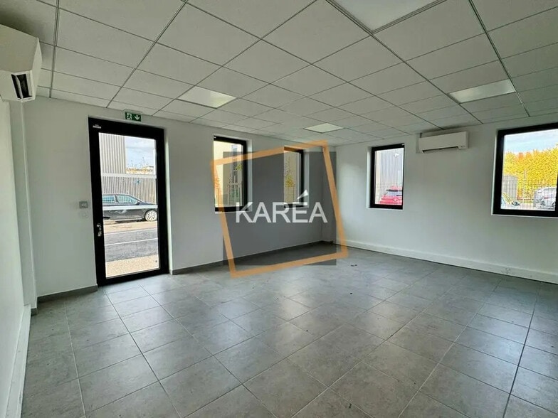 Local d’activités dans Bailly-Romainvilliers à louer - Photo intérieure – Image 3 sur 5