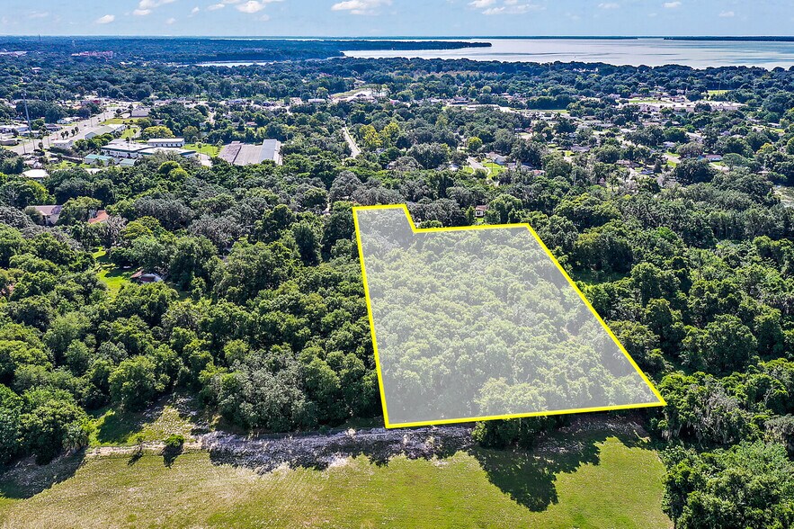 Lucas St, Leesburg, FL à vendre - Photo de l’immeuble – Image 3 sur 12