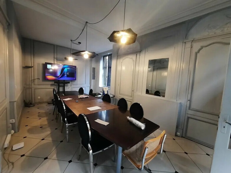 Bureau dans Rouen à vendre - Photo de l’immeuble – Image 3 sur 12