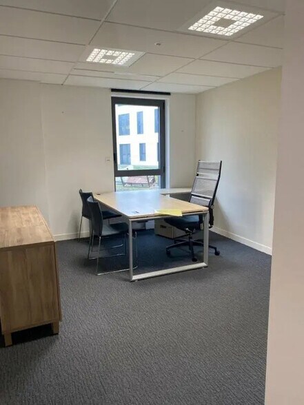 Bureau dans Brest à louer - Photo de l’immeuble – Image 3 sur 3