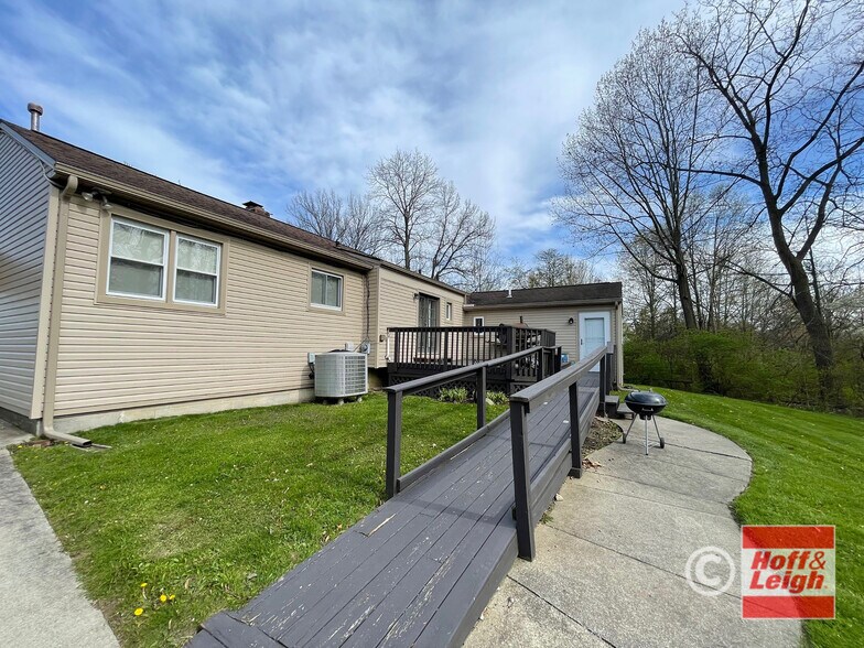 278 S Cleveland Massillon Rd, Akron, OH à vendre - Photo de l’immeuble – Image 2 sur 47