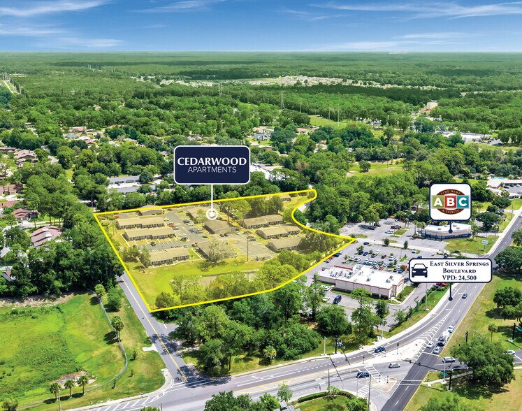 1529 NE 39th Ave, Ocala, FL à vendre - Photo de l’immeuble – Image 3 sur 21