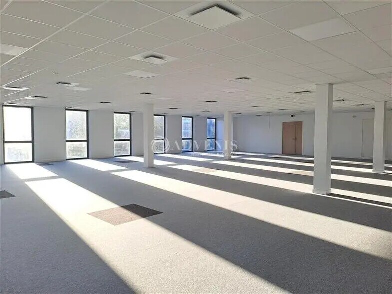 Bureau dans Nantes à louer - Photo de l’immeuble – Image 3 sur 7