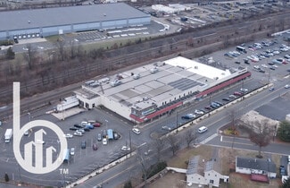 Plus de détails pour 242 Lincoln Blvd, Middlesex, NJ - Local commercial à louer