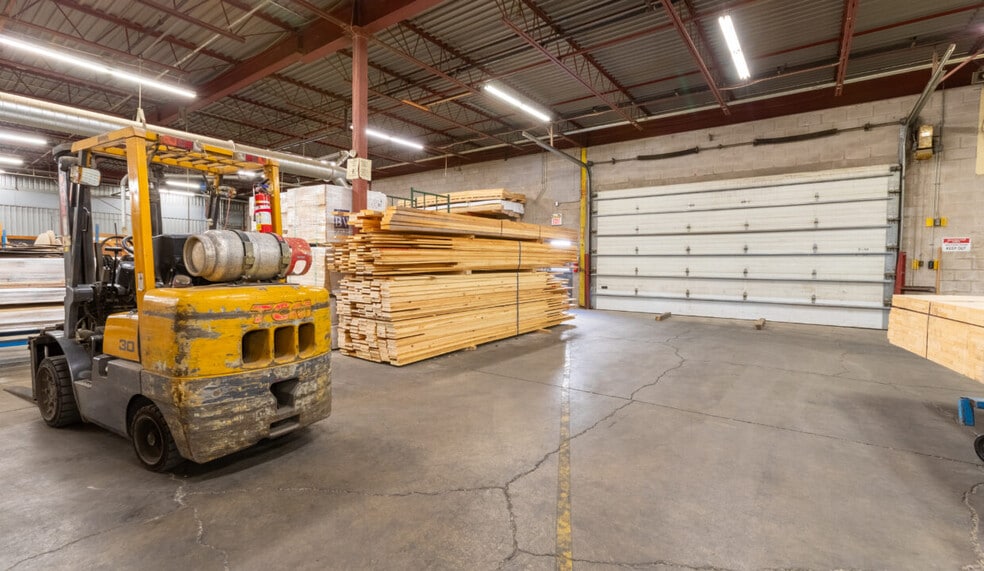 888 Guelph St, Kitchener, ON à louer - Photo intérieure – Image 2 sur 19