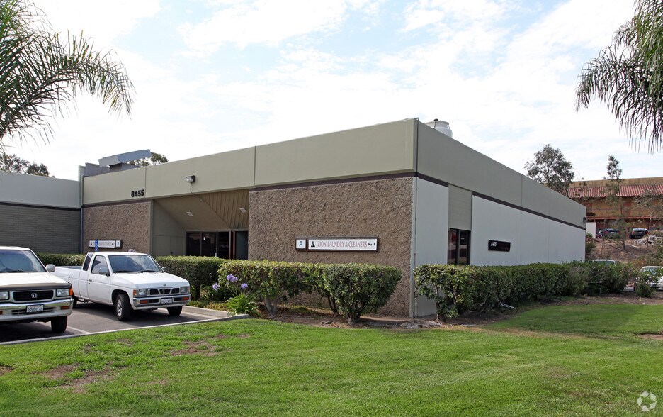 8455 Commerce Ave, San Diego, CA à louer - Photo principale – Image 1 sur 4