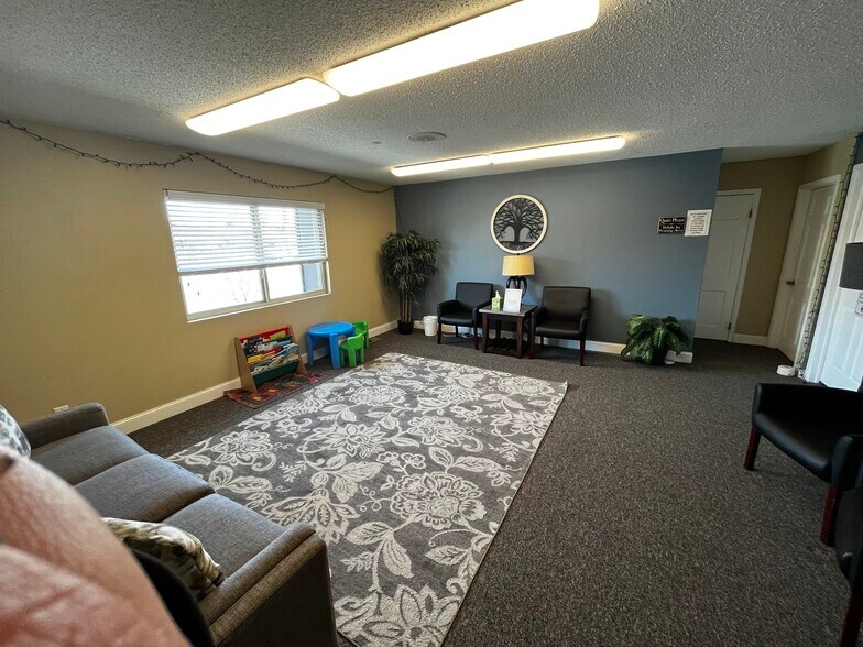 4390 N Academy Blvd, Colorado Springs, CO à louer - Photo intérieure – Image 2 sur 14