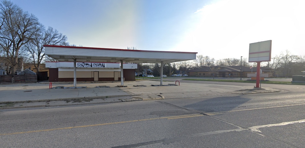 225 E Depot St, Litchfield, MN à louer - Photo principale – Image 1 sur 2