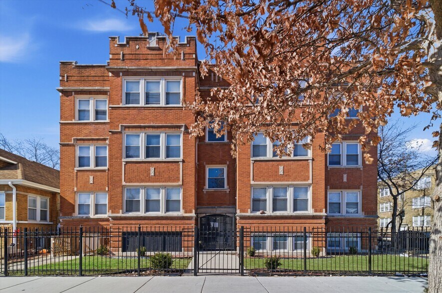 6400 S Fairfield Ave, Chicago, IL à vendre - Photo principale – Image 1 sur 8