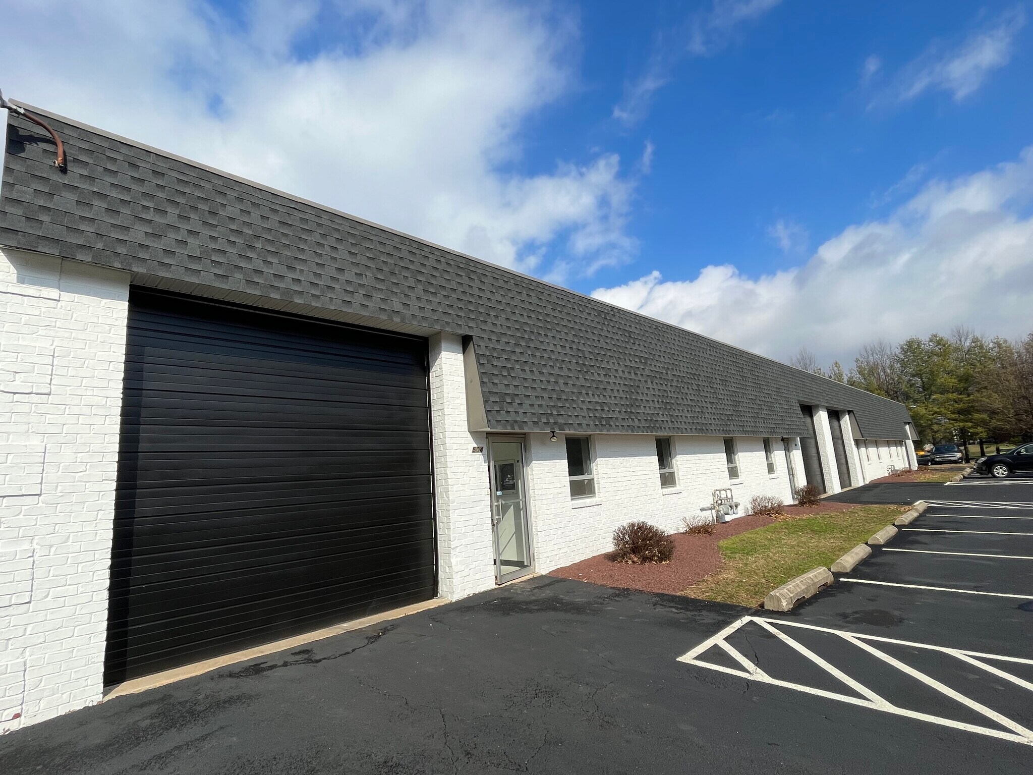 504-510 Louise Ln, North Wales, PA à louer Photo de l’immeuble– Image 1 sur 10