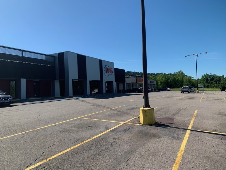 3303 W Main St, Russellville, AR à vendre - Photo principale – Image 1 sur 7