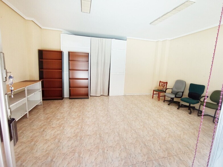 Paseo De Carmelitas, 45, Salamanca, Salamanca à vendre - Photo de l’immeuble – Image 3 sur 8