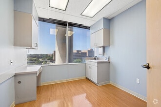 7515 Greenville Ave, Dallas, TX à louer Photo intérieure– Image 2 sur 3