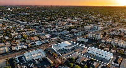 1260-1270 S La Cienega Blvd, Los Angeles, CA à louer Aérien– Image 1 sur 5