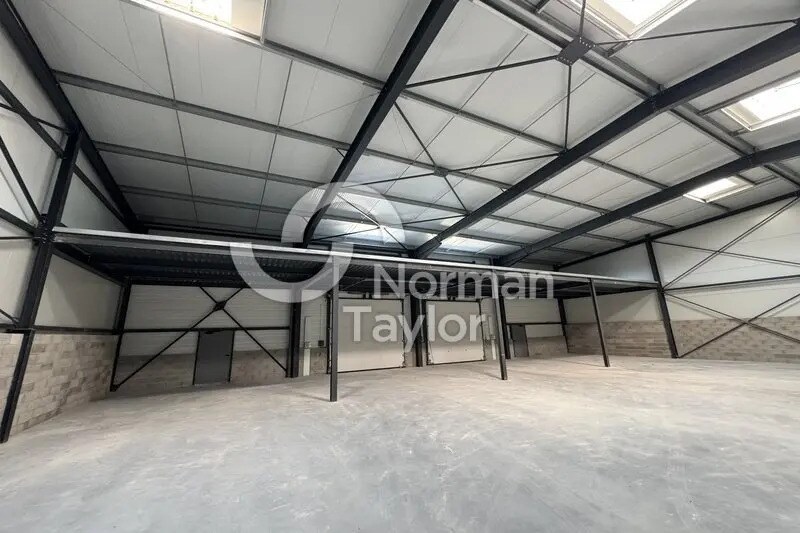 215 Rue Nicolas Appert, Nîmes à louer Photo de l’immeuble– Image 1 sur 7