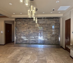 39810 Portola Ave, Palm Desert, CA à louer Photo intérieure– Image 1 sur 8