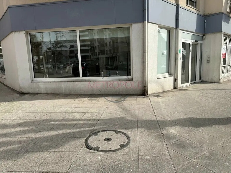 Local commercial dans Nice à louer - Photo de l’immeuble – Image 2 sur 12