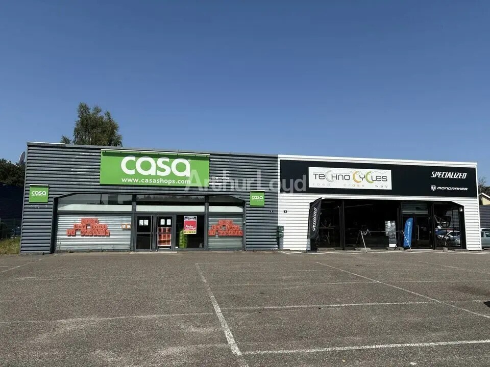 Local commercial dans Schweighouse-sur-Moder à louer Photo de l’immeuble– Image 1 sur 10