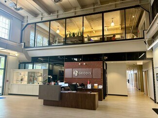 Plus de détails pour 5101 S Broad St, Philadelphia, PA - Bureau à louer