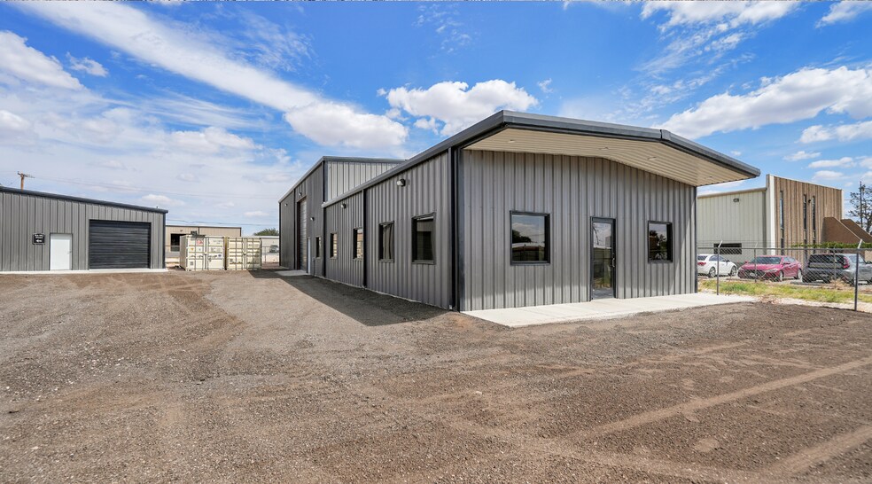 2811 S County Road 1257, Midland, TX à louer - Photo de l’immeuble – Image 1 sur 18