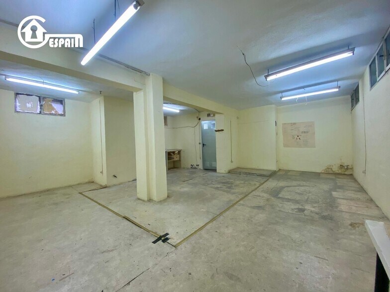 Immeuble residentiel dans Madrid, Madrid à vendre - Photo de l’immeuble – Image 1 sur 1